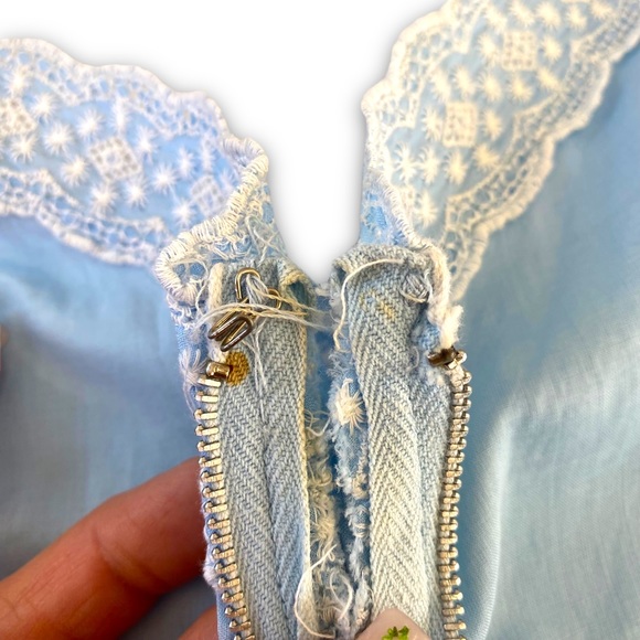 1950s Vintage CottageCore Embroidered Dress - Picture 11 of 16